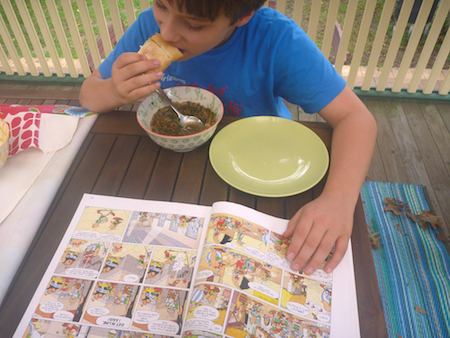 Eating French lentil and onion soup and reading Asterix
