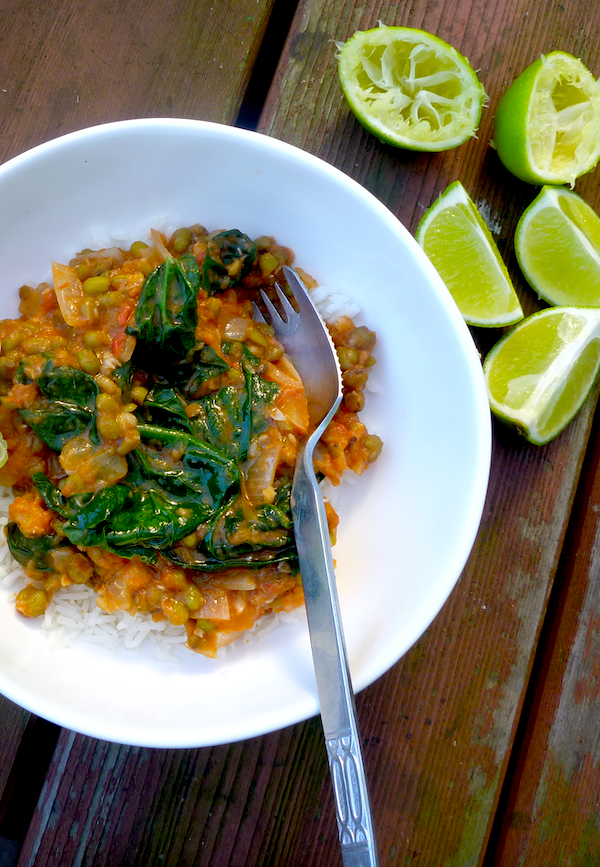 Mongo - Fillipino mung bean dahl with tomatoes and spinach