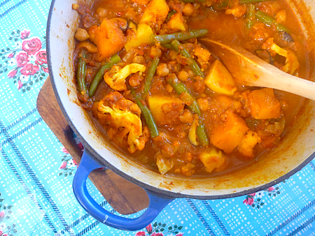 Old fashioned hippy veggie curry Old fashioned hippy veggie curry