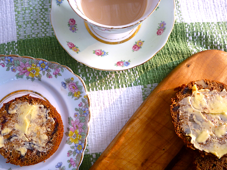 Date and walnut rolls Margaret Fulton's Date and walnut rolls