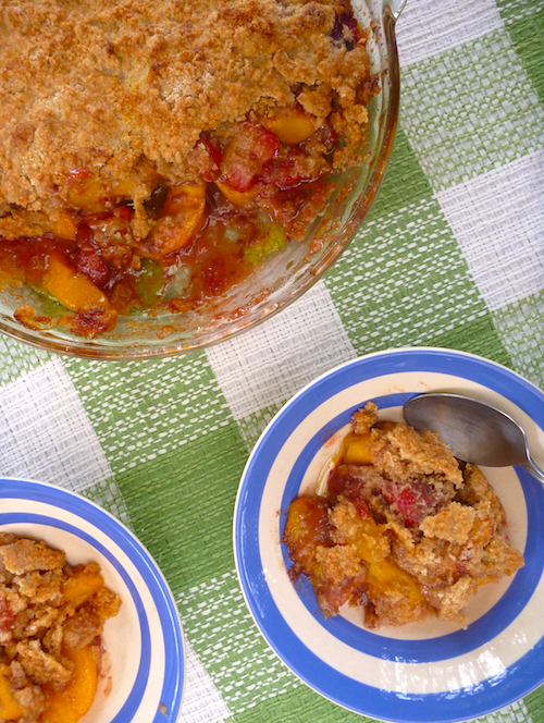 Baked peach and strawberry crumble