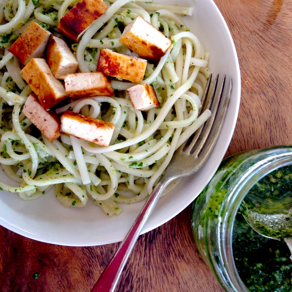 Delicious Coriander Pesto: Perfect for Noodles and Tofu&nbsp;Dishes